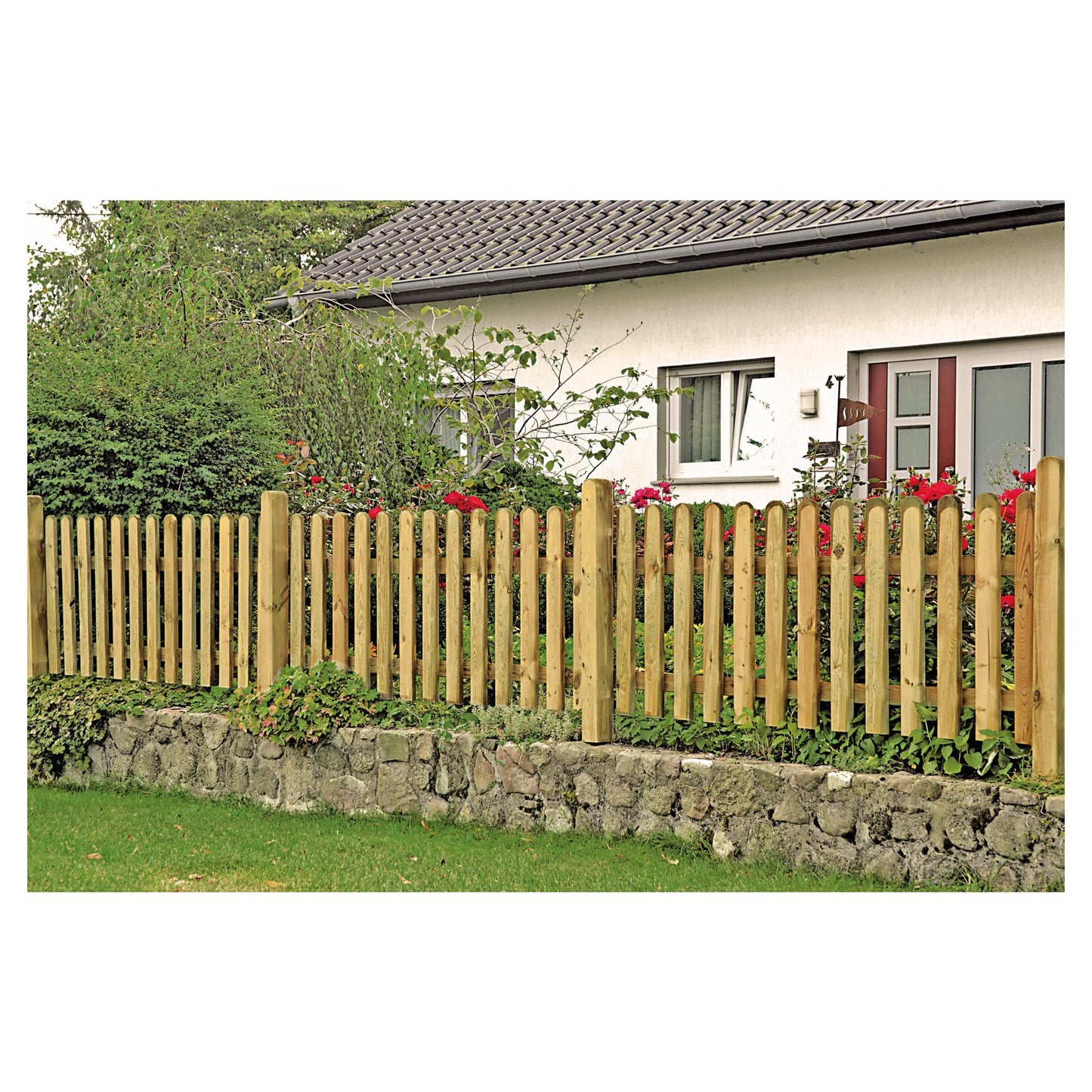 HEIKO-Gartenzaun gerade 200 x 100 cm
Latten 20/90 mm, glatt, kdi grün
Riegel 25/70 mm