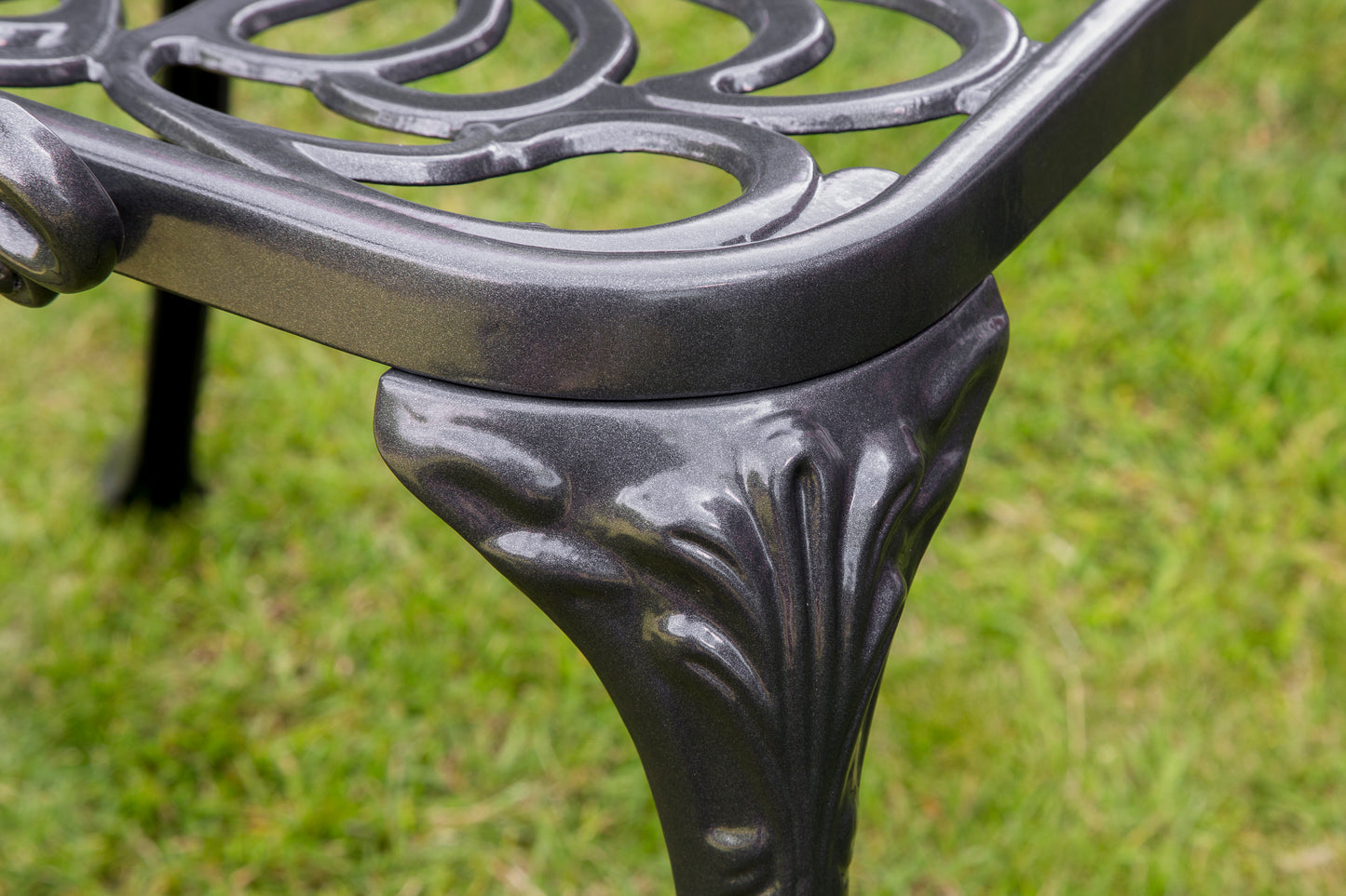 Lugano Sessel
Aluminiumguss
