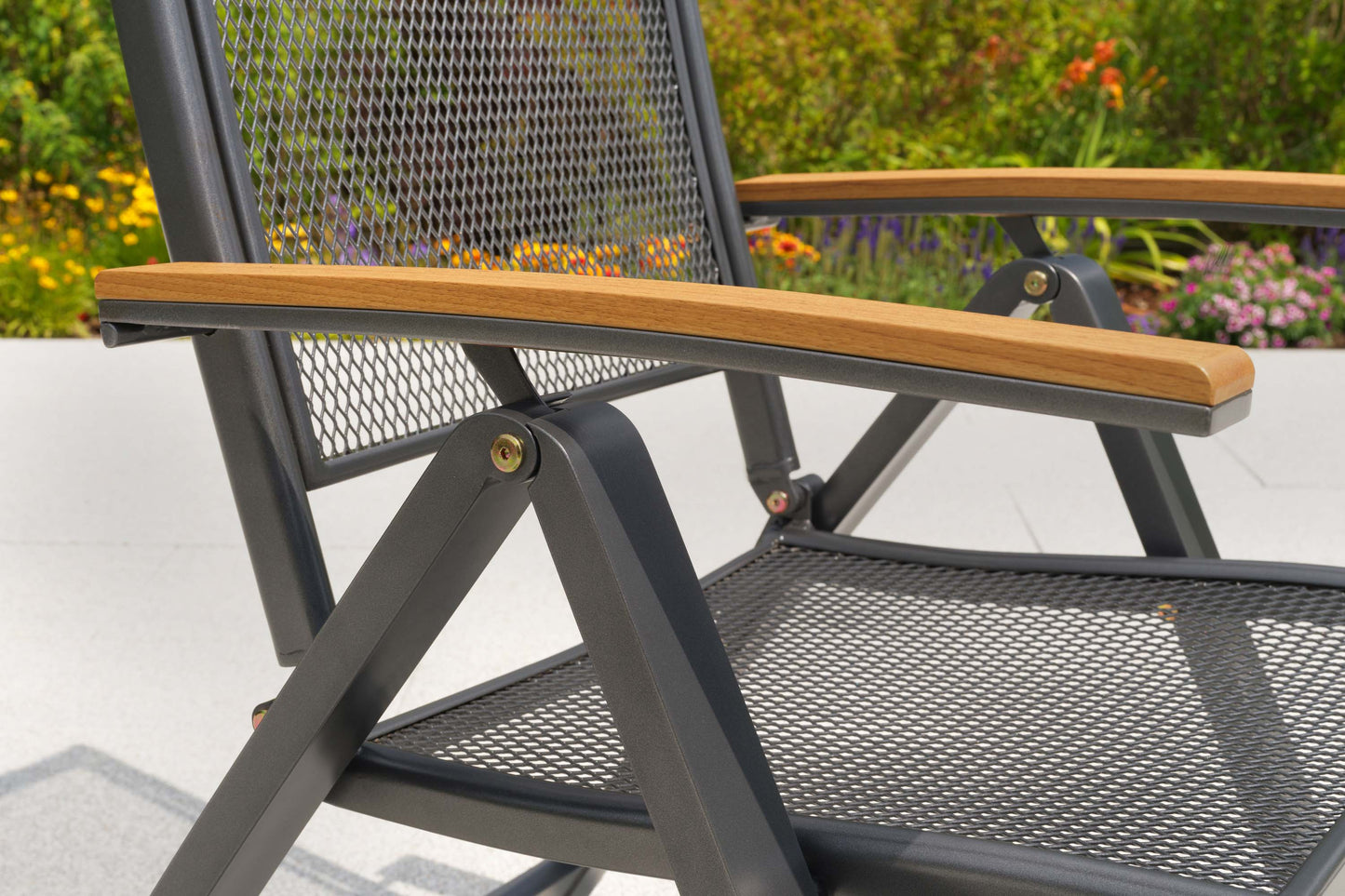 Itanos Klappsessel
Aluminium/Kunststoff