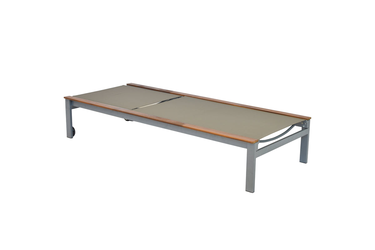 Naxos Liege
Aluminium/Textil/Akazie