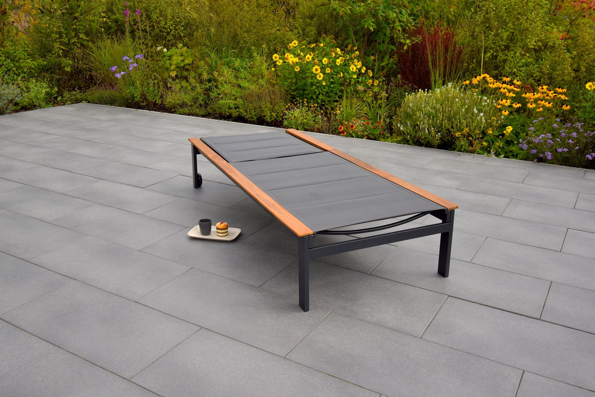 Paxos Liege
Aluminium/Textil/Akazie