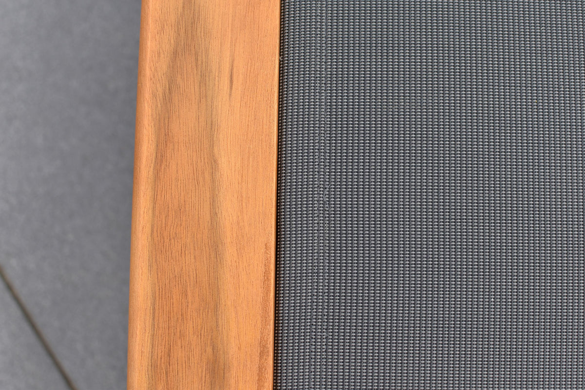 Paxos Liege
Aluminium/Textil/Akazie