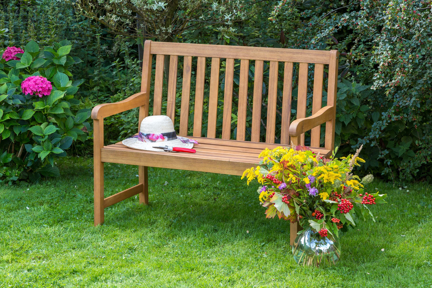 Mindanao Bank 
2-sitzig 
Akazienholz