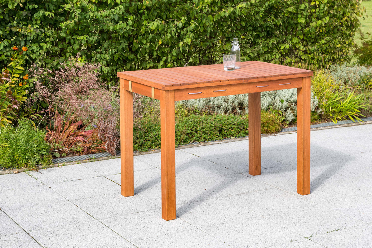 Trockentisch 
100 x 60 x 75 cm 
Eukalyptusholz