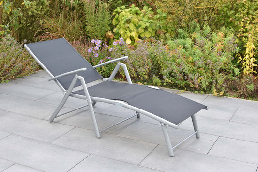 Deckchair
Rückenlehne 4-fach verstellbar