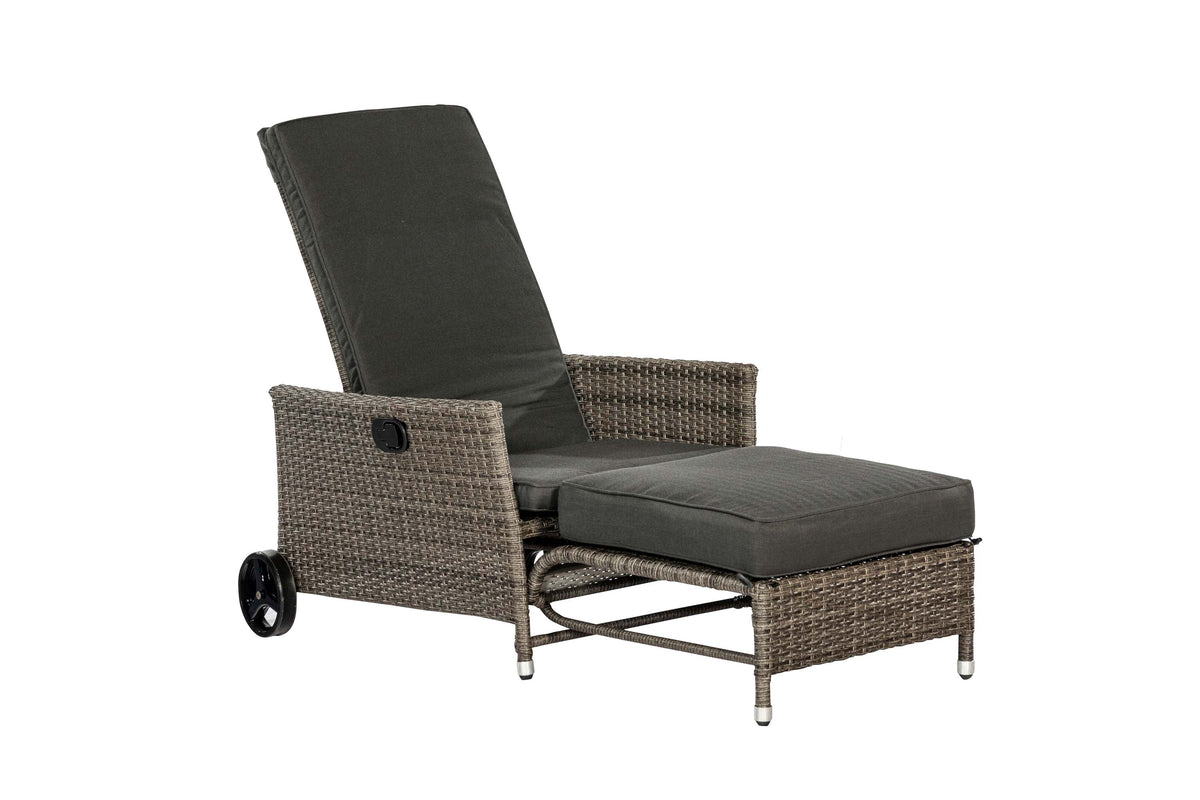 Komfort Deckchair
inkl. Kissen und Fußhocker