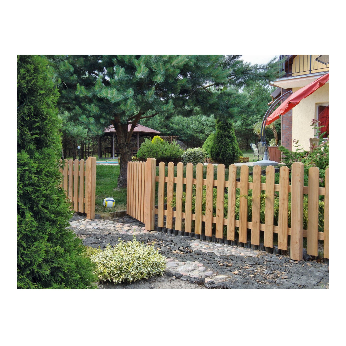 LENA-Serie Vorgartenzaun Lärche
180 x 80 cm
Latten 18/88 mm, Riegel 24/68 mm