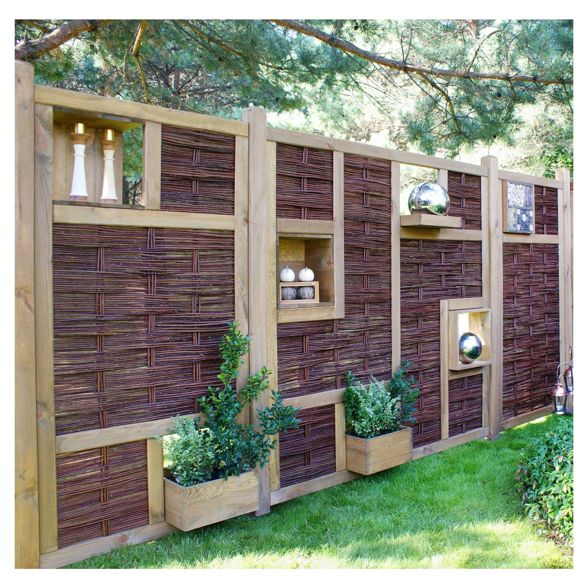 LABO-3D Regal
36 x 36 x 24 cm
seitlich geschlossen