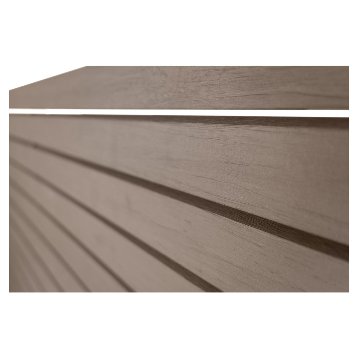 HANÖ-Serie SCHOKO Holzstruktur 21 Lamellen 20 x 75/68 x 1793 mm BPC-Rhombus-Steckzaun