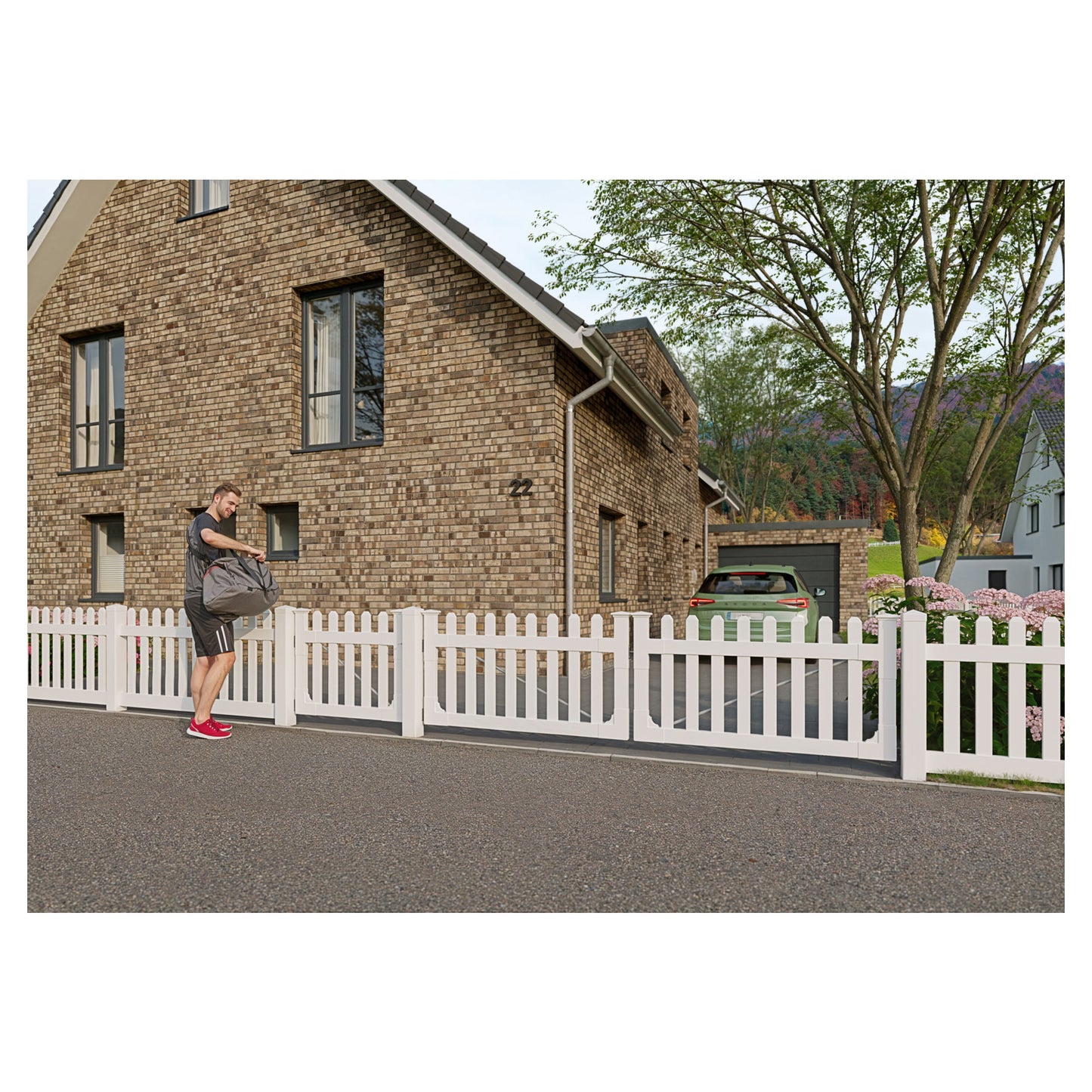 ALASKA-Serie Gartenzaun Tor 
Doppeltor gerade Ausführung 300 x 80 cm, ohne Pfosten
PVC weiß, DIY-System, inkl. schwarzer Beschläge, kartonverpackt