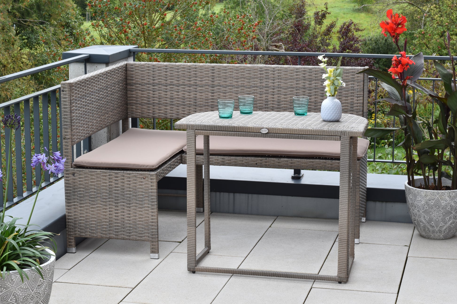 Eckbank Set
1 Eckbank, 148 x 100 x 91 cm